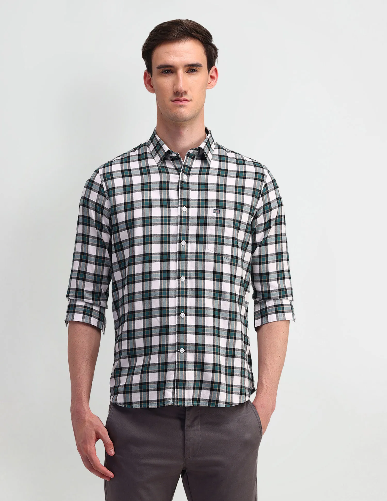 Arrow Sport Gingham Checks Cotton Shirt: Arrow Shirt Gingham Checks Cotton Clothing.