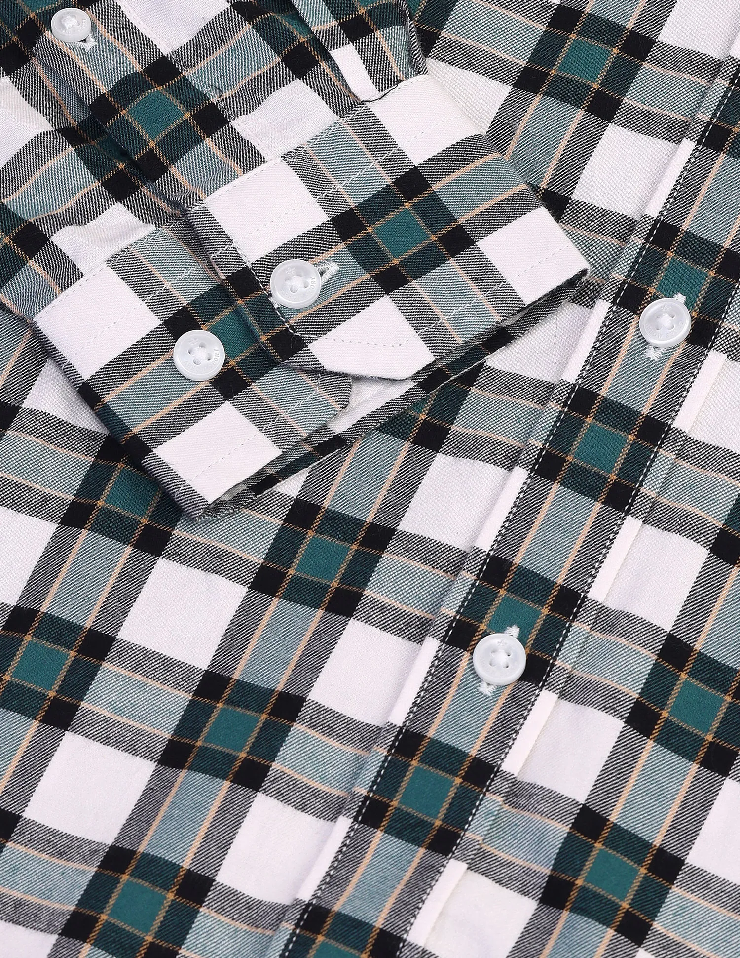 Arrow Sport Gingham Checks Cotton Shirt: Arrow Shirt Gingham Checks Cotton Clothing.