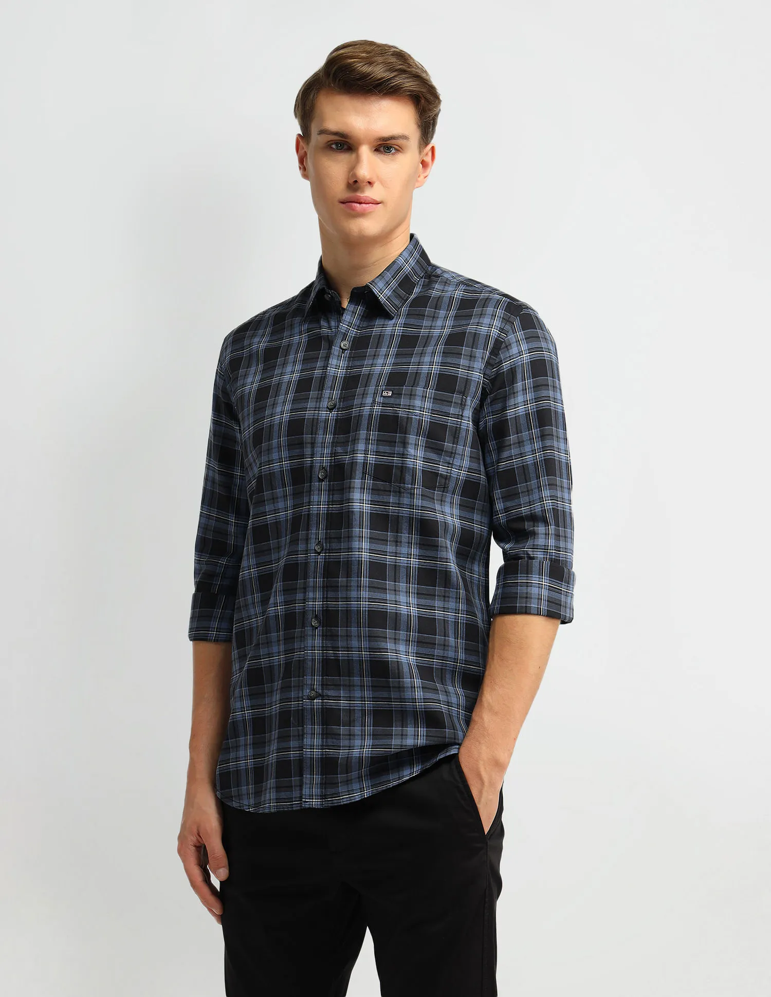 Arrow Sport Plaid Checks Slim Fit Shirt.