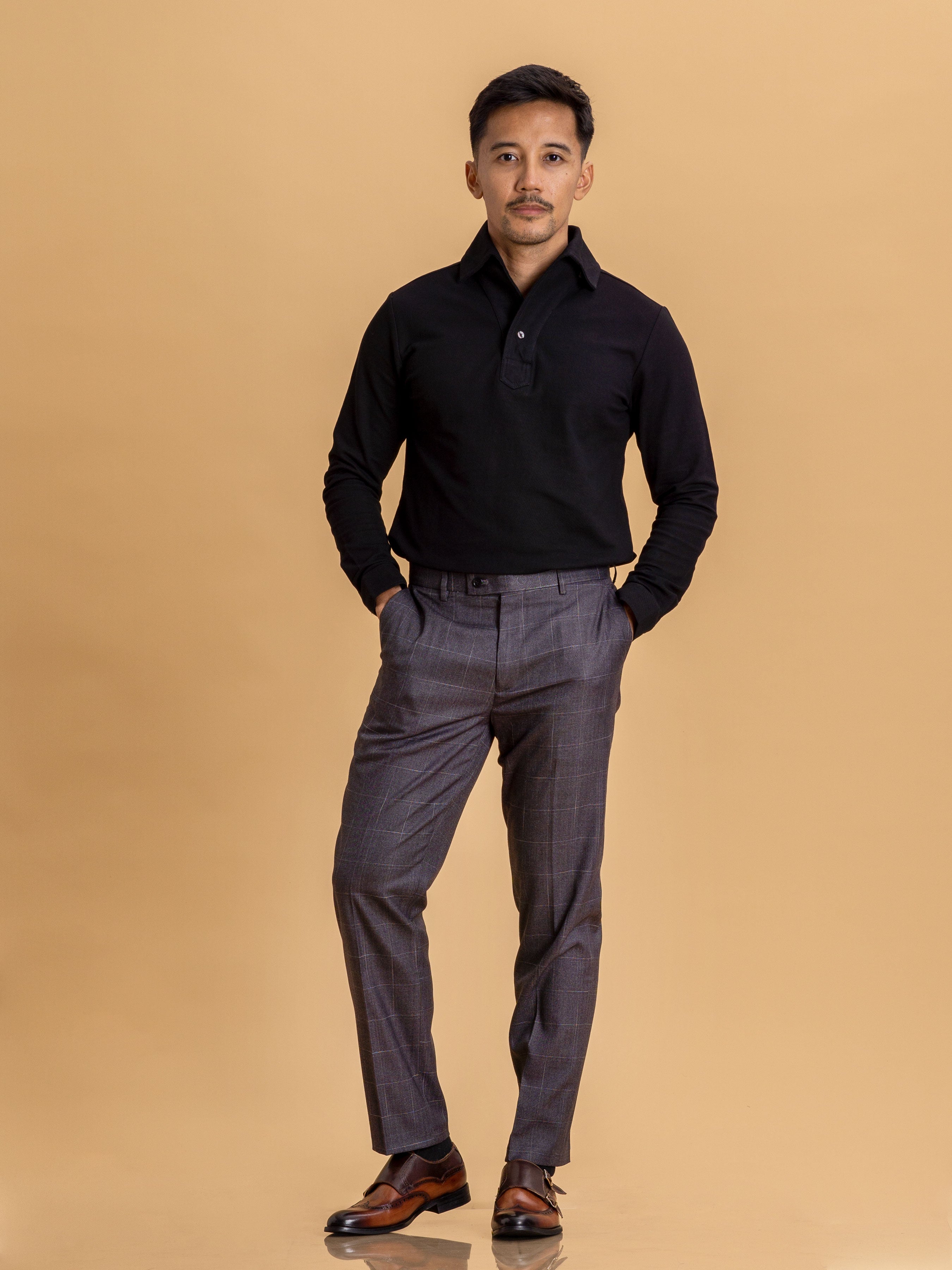 Black Long Sleeve Polo Shirt with One-Piece Collar and Single Button