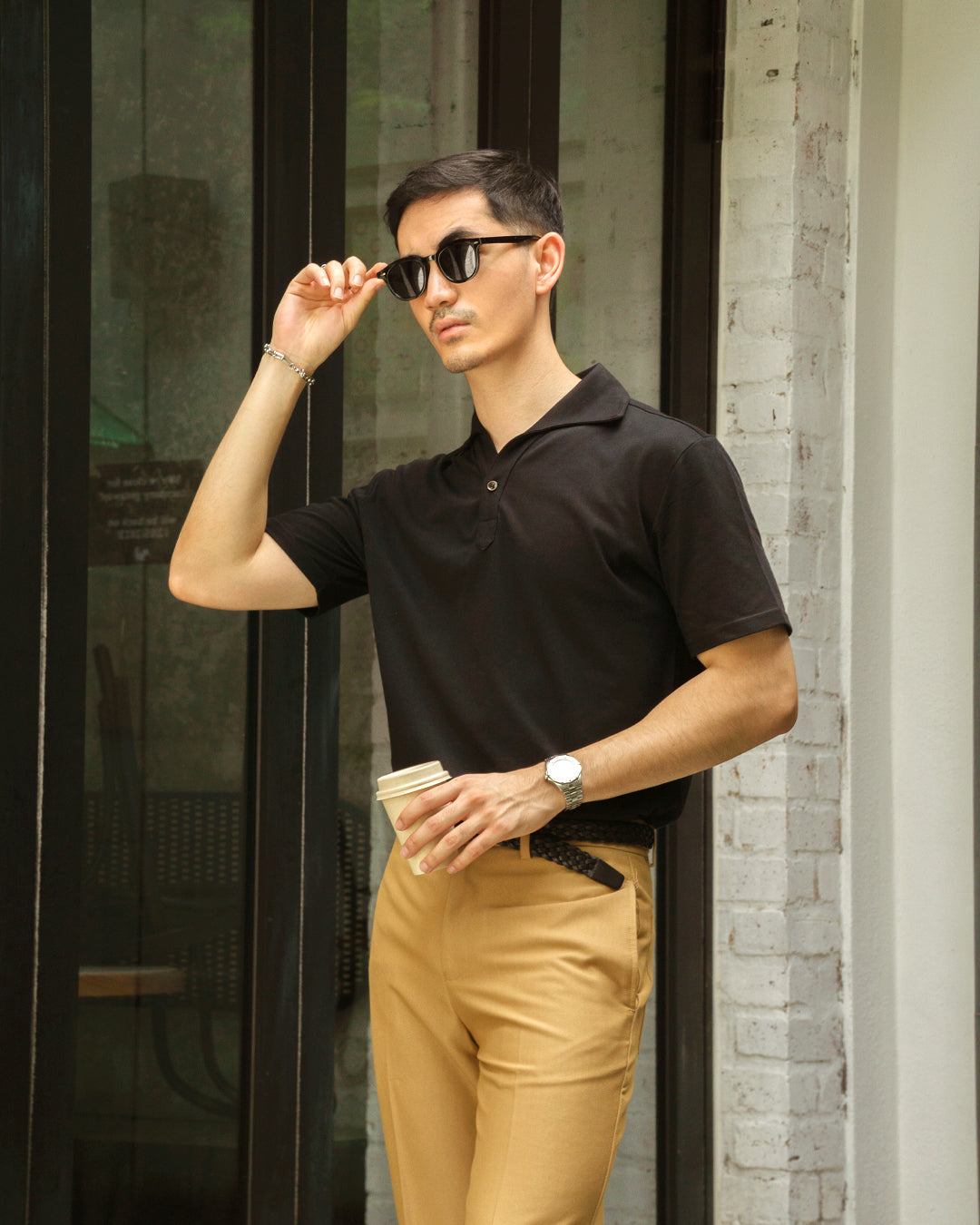 Black Polo Shirt with a One-Piece Collar by Ezio - Google SEO Result