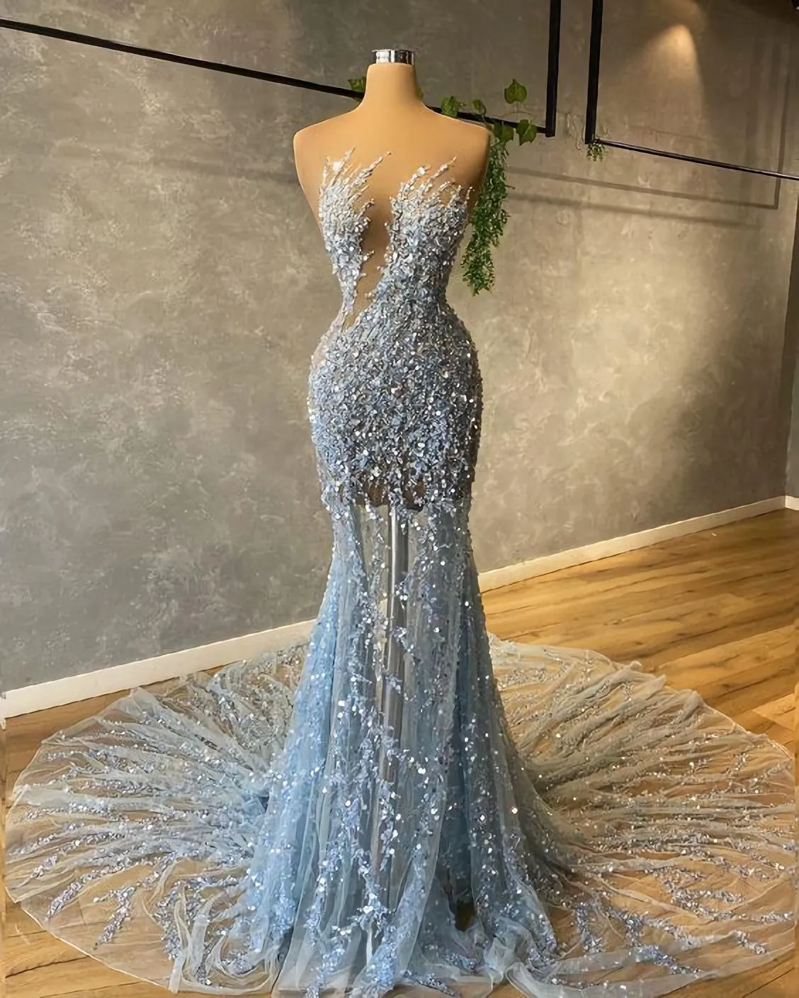 Elegant Evening Gowns, Stylish Prom Dresses