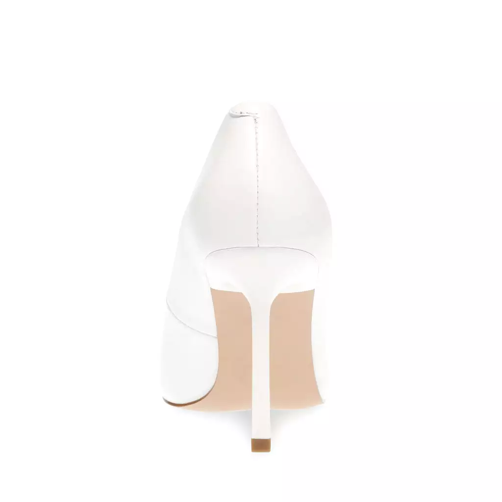 Classy White Leather Pumps