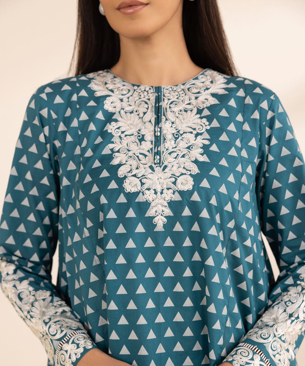 Flared Lawn Shirt with Embroidery