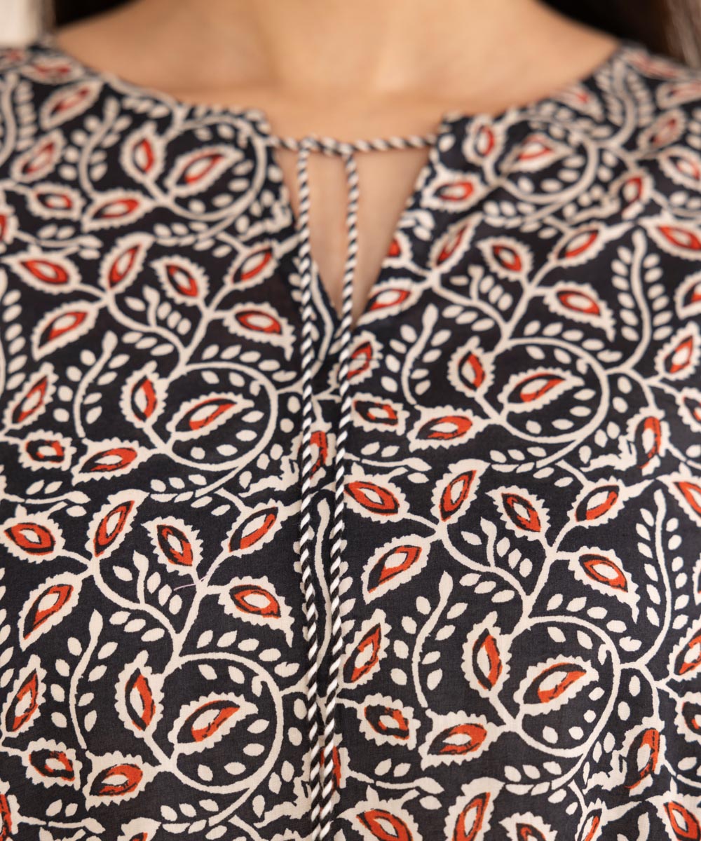 Flared Lawn Shirt with Embroidery