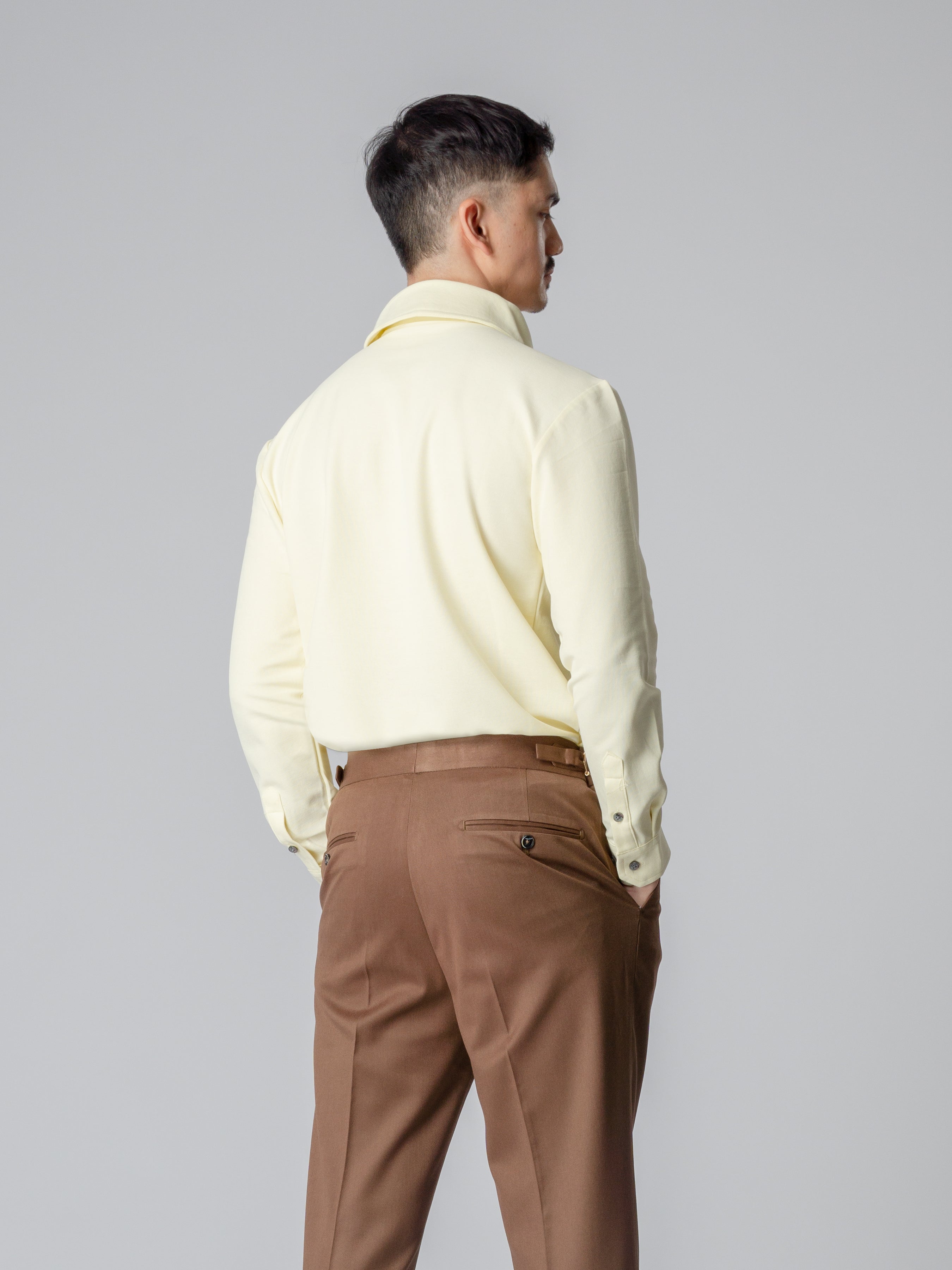 Light Yellow Long Sleeve Polo Shirt with One-Piece Collar and Single Button