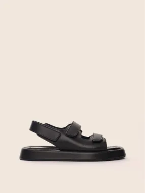 Black Sandal in Murcia