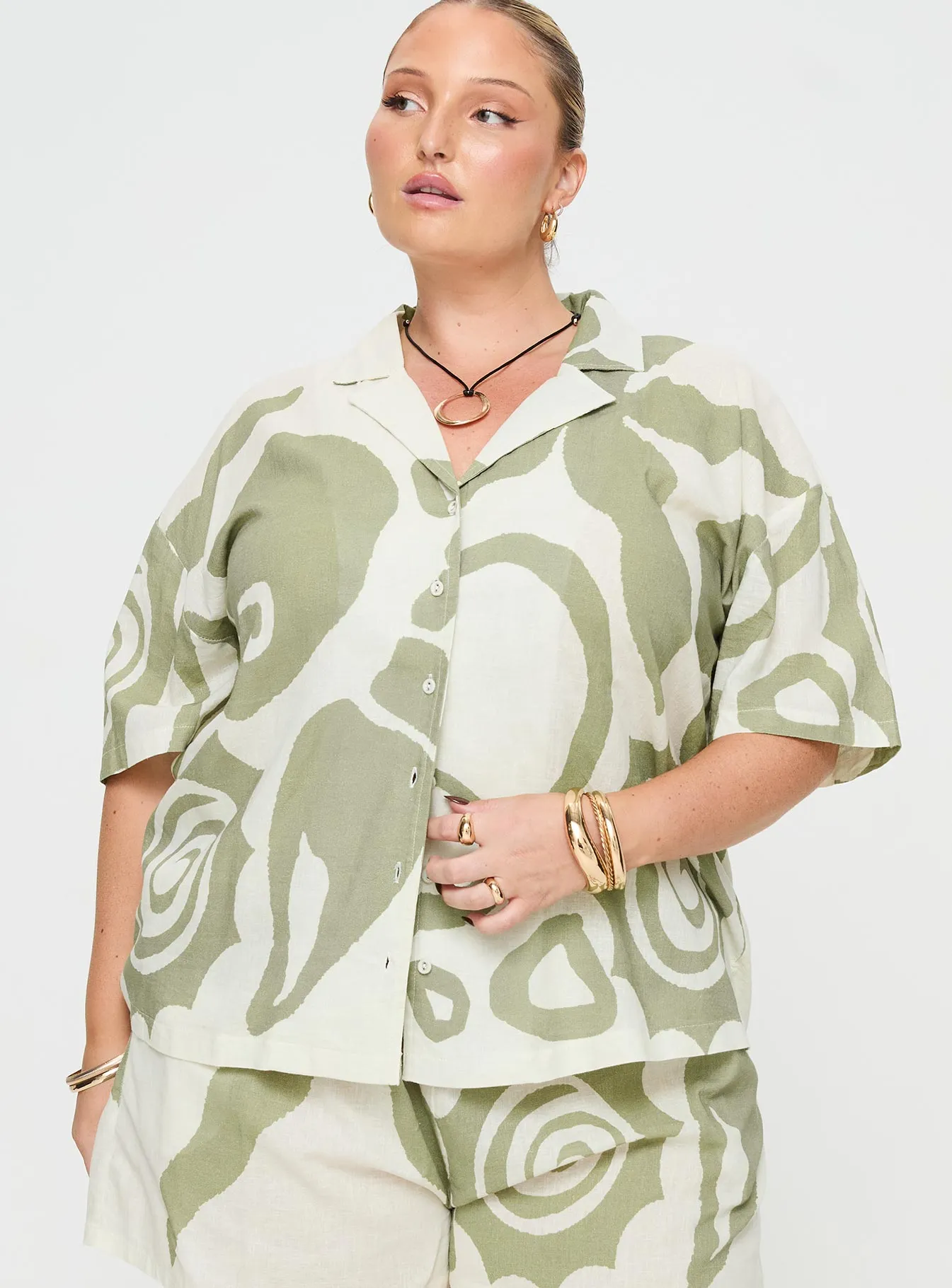 Sea Green Cream Curve Shirt