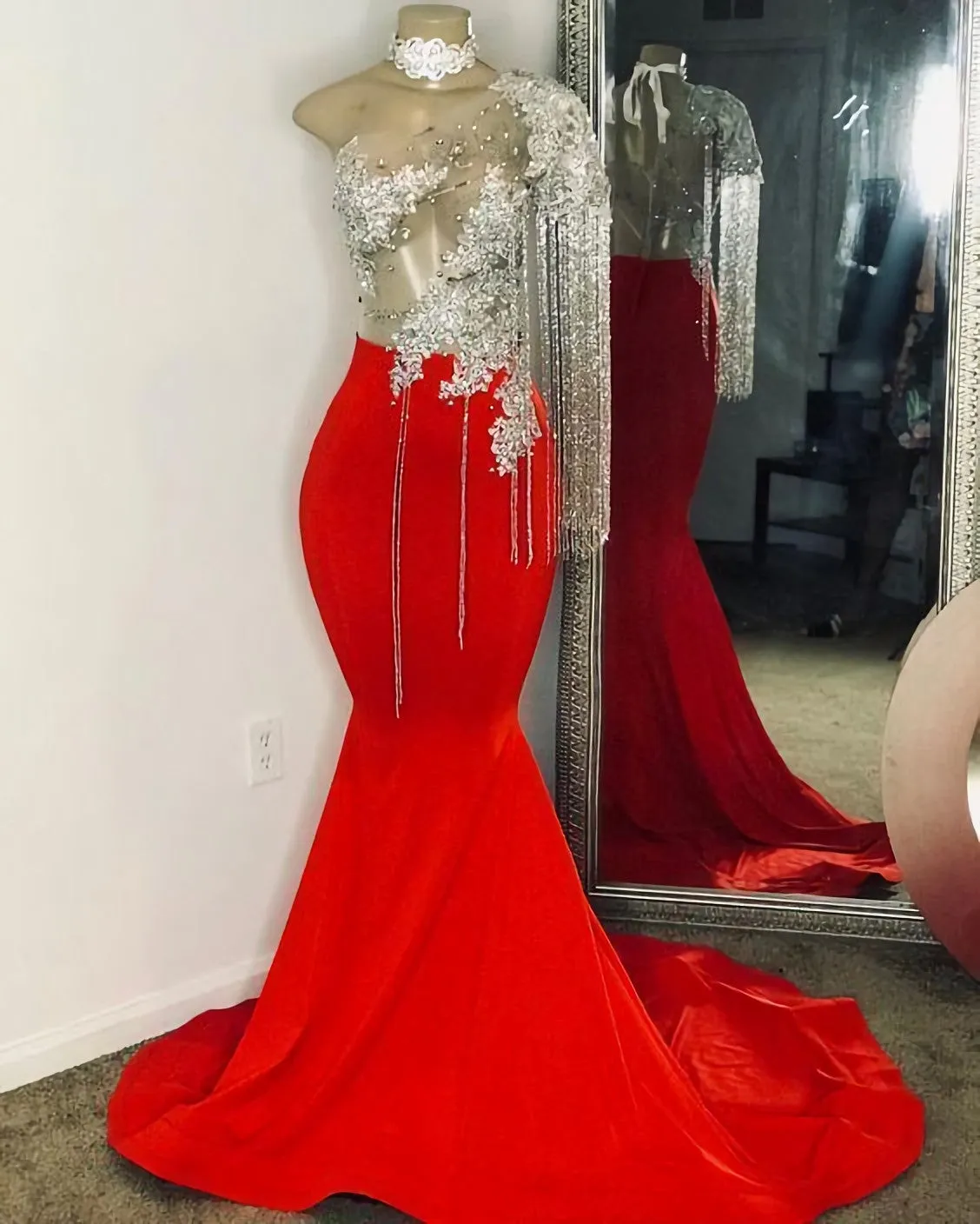 Prom Dresses with Tassels, One-Shoulder & Mermaid Styles in Red